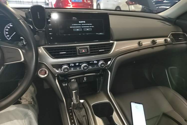Used Honda Accord 2022 260TURBO Luxury Edition Audio And AC Panel