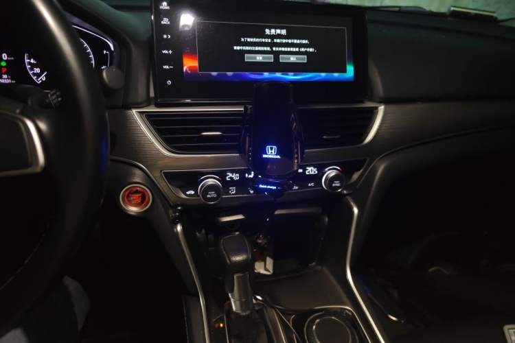 Used Honda Accord 2022 260TURBO Luxury Edition Audio And AC Panel