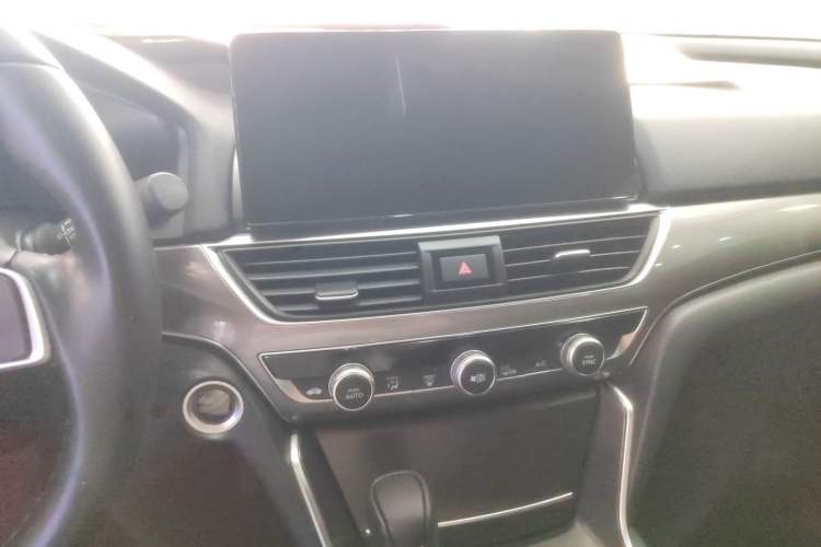 Used Honda Accord 2022 260TURBO Luxury Edition Audio And AC Panel