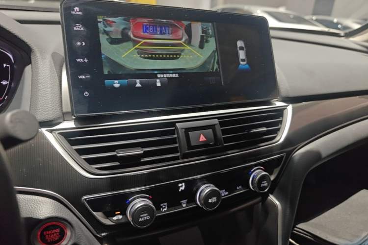 Used Honda Accord 2022 260TURBO Phantom Night · Prestige Edition Audio And AC Panel