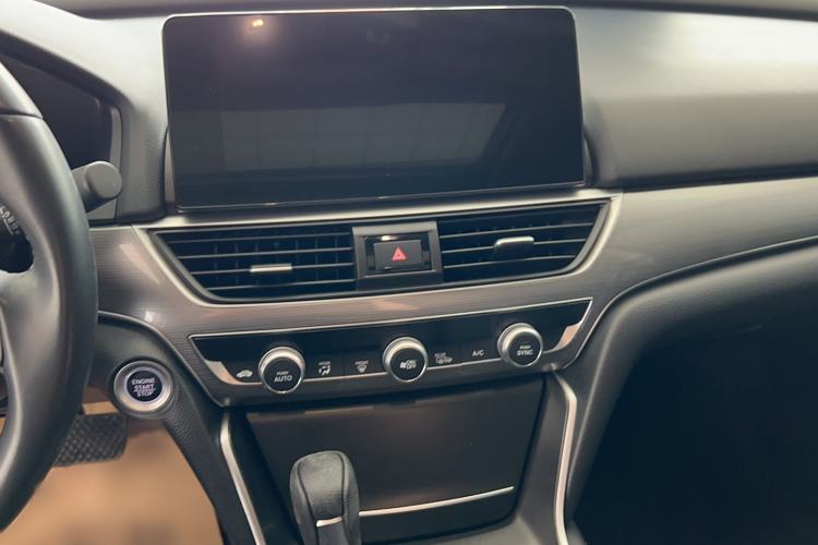 Used Honda Accord 2022 260TURBO Luxury Edition Audio And AC Panel