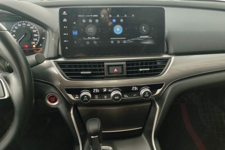 Used Honda Accord 2022 260TURBO Luxury Edition Audio And AC Panel