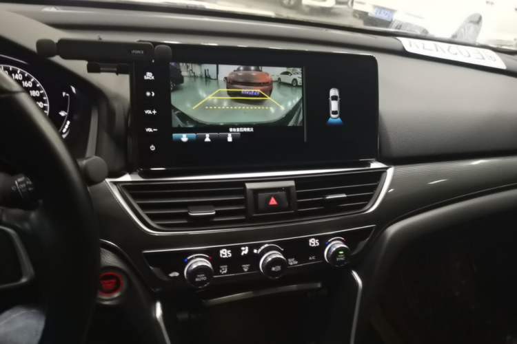 Used Honda Accord 2022 260TURBO Luxury Edition Audio And AC Panel