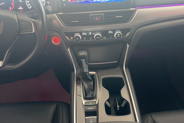 Used Honda Accord 2022 260TURBO Luxury Edition Audio And AC Panel