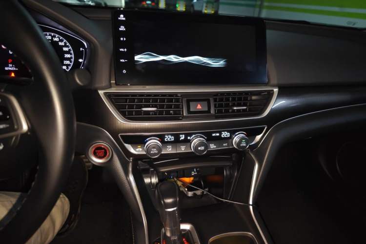 Used Honda Accord 2022 260TURBO Phantom Night · Prestige Edition Audio And AC Panel