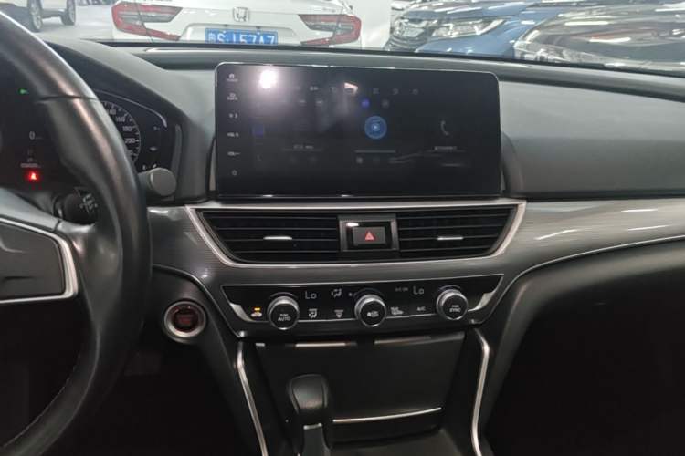 Used Honda Accord 2022 260TURBO Luxury Edition Audio And AC Panel