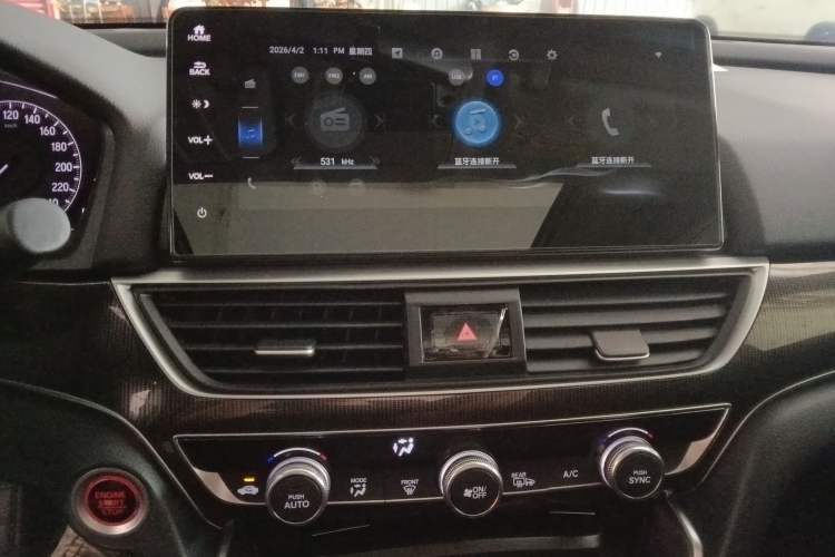 Used Honda Accord 2022 260TURBO Phantom Night · Prestige Edition Audio And AC Panel