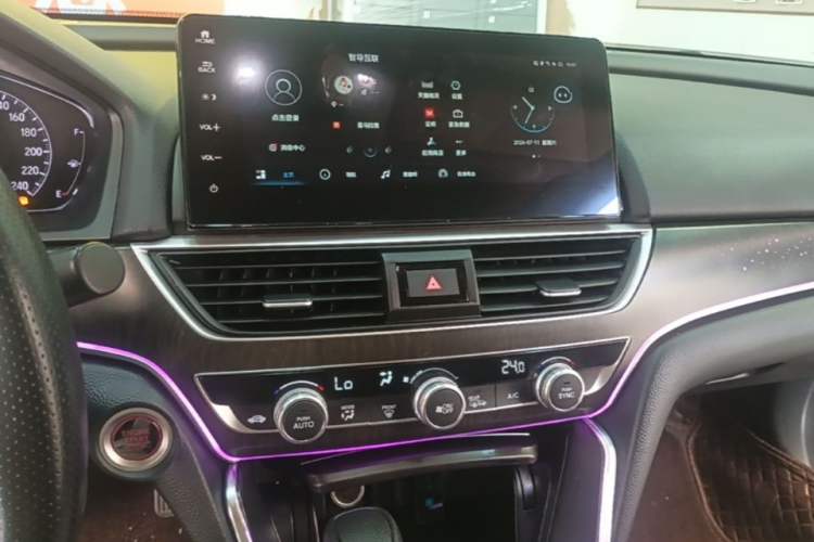 Used Honda Accord 2022 260TURBO Luxury Edition Audio And AC Panel