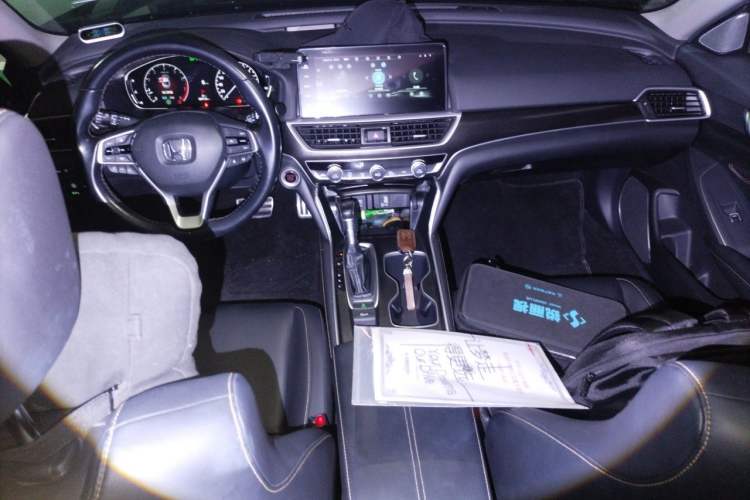 Used Honda Accord 2022 260TURBO Phantom Night · Prestige Edition Audio And AC Panel