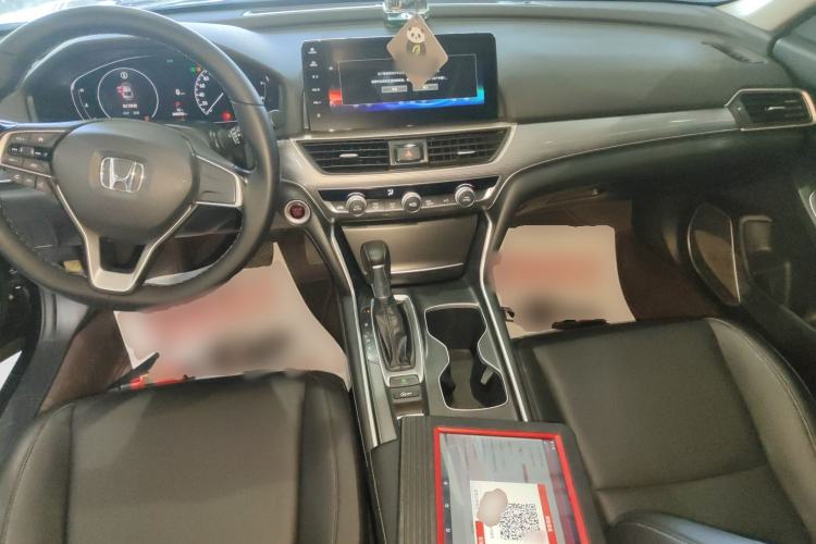 Used Honda Accord 2022 260TURBO Luxury Edition Center Console