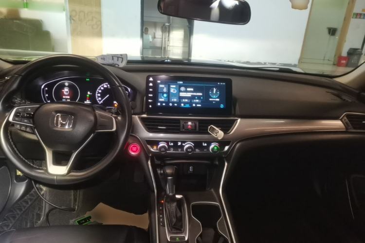 Used Honda Accord 2022 260TURBO Luxury Edition Center Console