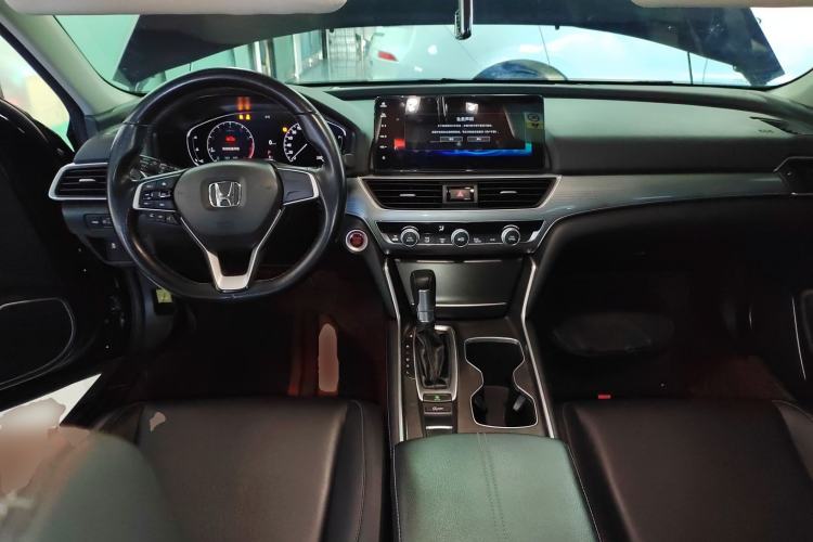 Used Honda Accord 2022 260TURBO Luxury Edition Center Console