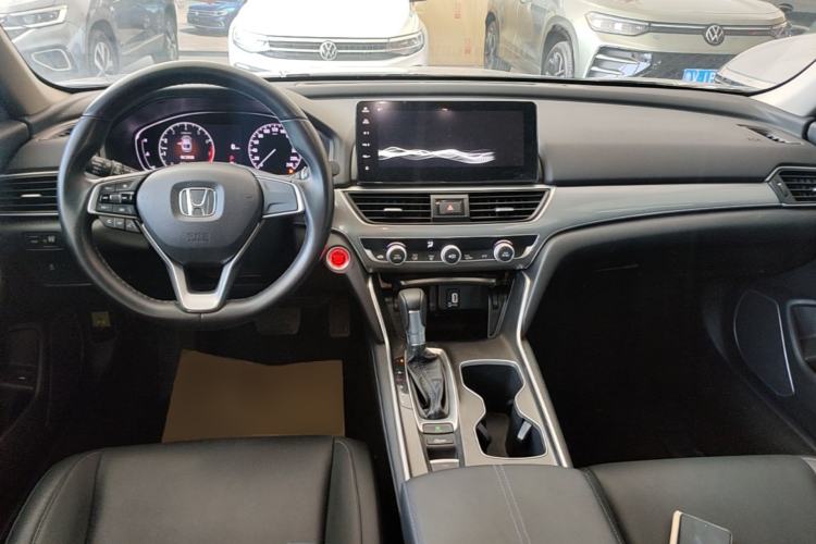 Used Honda Accord 2022 260TURBO Luxury Edition Center Console