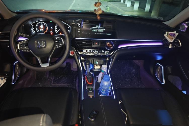 Used Honda Accord 2022 260TURBO Luxury Edition Center Console