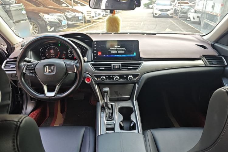 Used Honda Accord 2022 260TURBO Luxury Edition Center Console