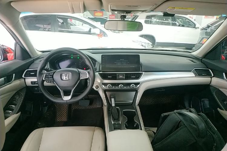 Used Honda Accord 2022 260TURBO Luxury Edition Center Console