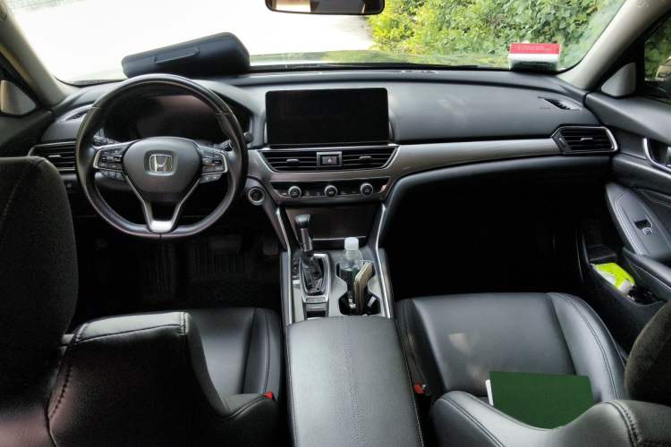 Used Honda Accord 2022 260TURBO Luxury Edition Center Console