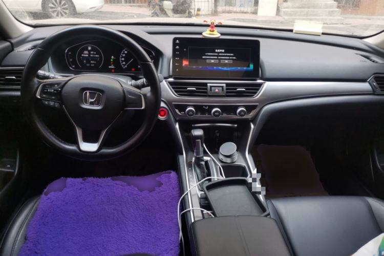 Used Honda Accord 2022 260TURBO Luxury Edition Center Console