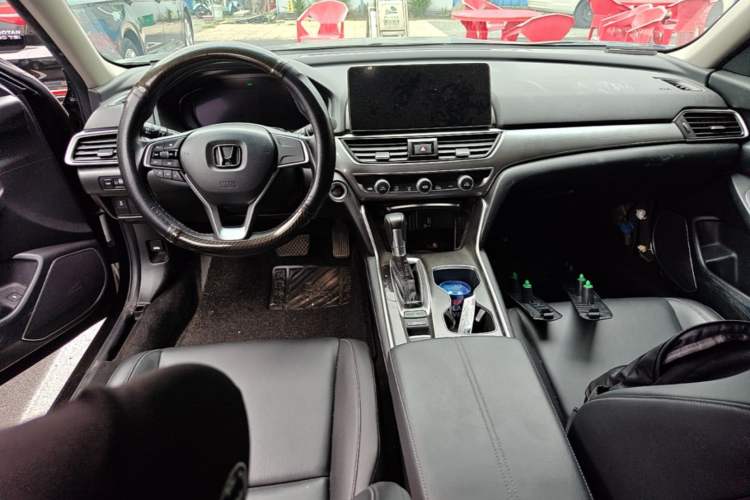 Used Honda Accord 2022 260TURBO Luxury Edition Center Console