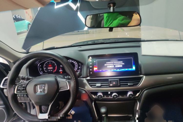 Used Honda Accord 2022 260TURBO Luxury Edition Center Console