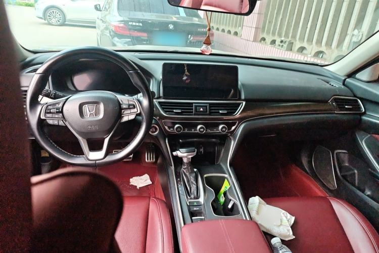 Used Honda Accord 2022 260TURBO Phantom Night · Prestige Edition Center Console