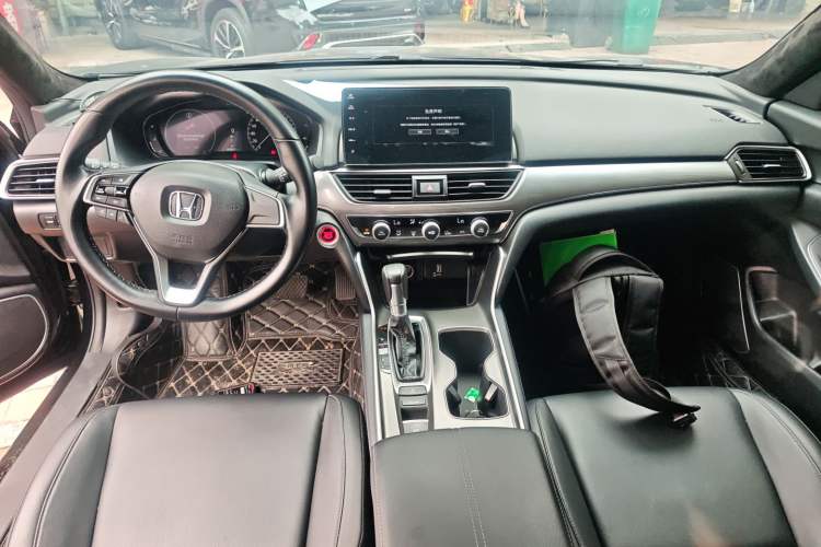 Used Honda Accord 2022 260TURBO Luxury Edition Center Console