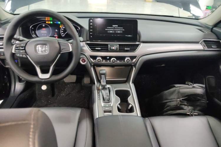 Used Honda Accord 2022 260TURBO Luxury Edition Center Console