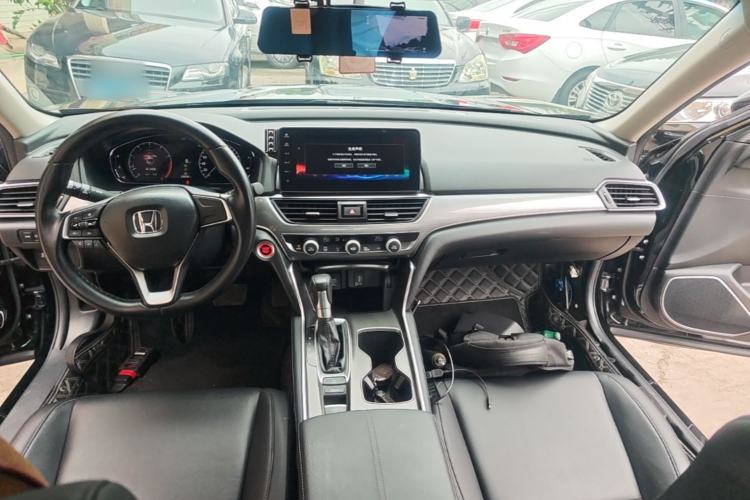 Used Honda Accord 2022 260TURBO Luxury Edition Center Console
