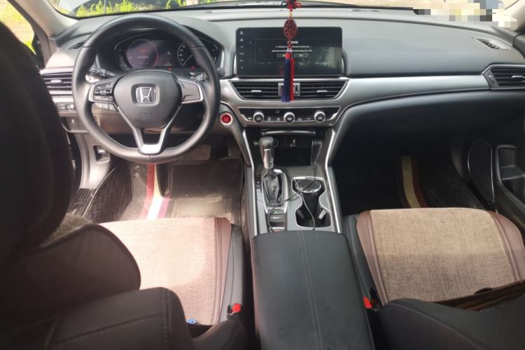 Used Honda Accord 2022 260TURBO Luxury Edition Center Console