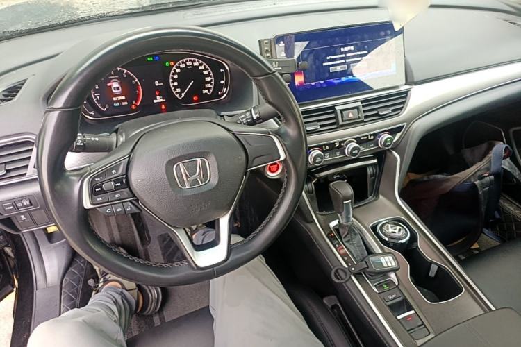 Used Honda Accord 2022 260TURBO Luxury Edition Center Console