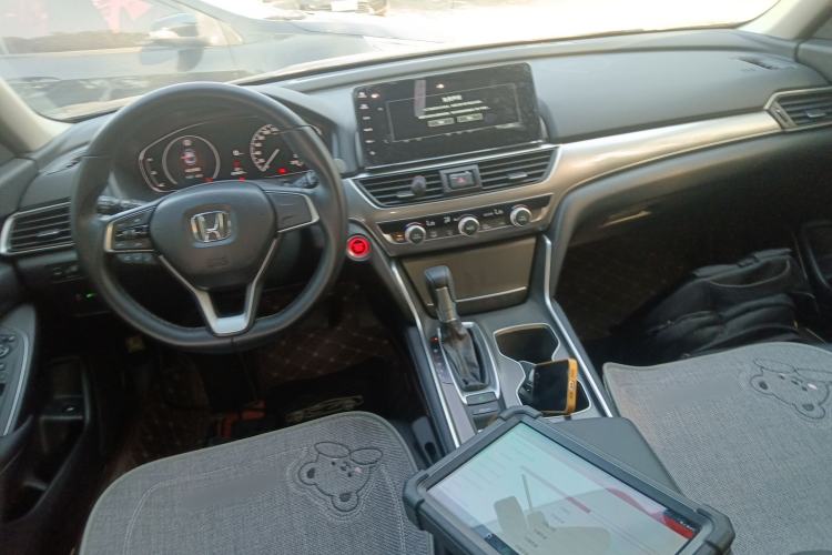 Used Honda Accord 2022 260TURBO Luxury Edition Center Console