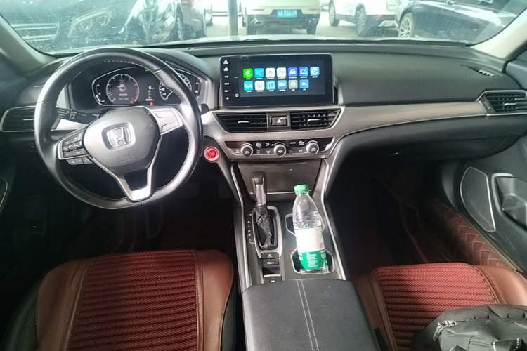 Used Honda Accord 2022 260TURBO Luxury Edition Center Console