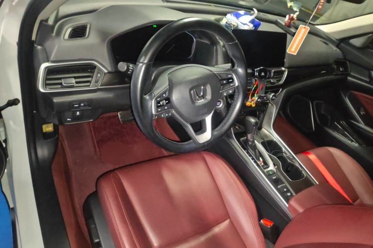 Used Honda Accord 2022 260TURBO Phantom Night · Prestige Edition Center Console