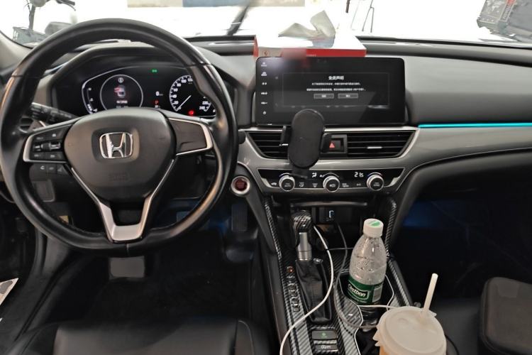 Used Honda Accord 2022 260TURBO Luxury Edition Center Console