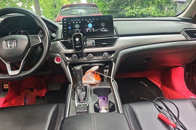 Used Honda Accord 2022 260TURBO Luxury Edition Center Console