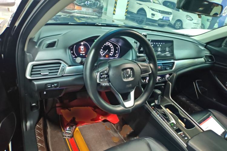 Used Honda Accord 2022 260TURBO Luxury Edition Center Console