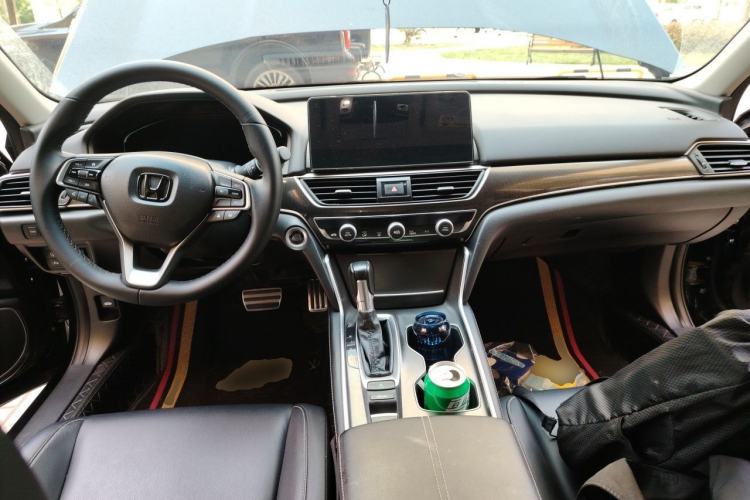 Used Honda Accord 2022 260TURBO Phantom Night · Prestige Edition Center Console