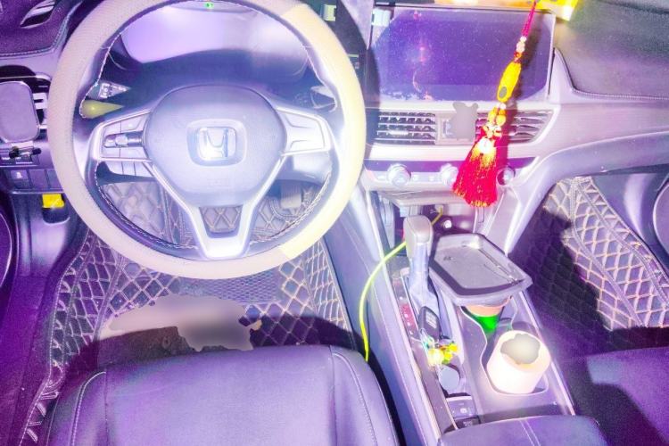 Used Honda Accord 2022 260TURBO Luxury Edition Center Console