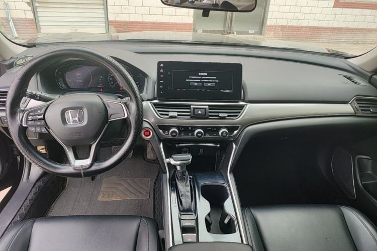 Used Honda Accord 2022 260TURBO Luxury Edition Center Console