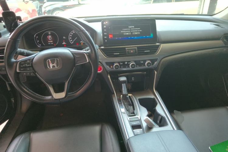 Used Honda Accord 2022 260TURBO Luxury Edition Center Console