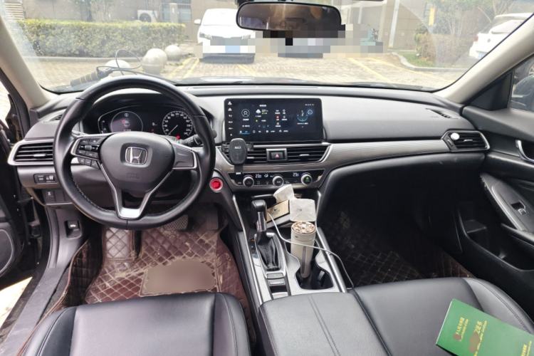 Used Honda Accord 2022 260TURBO Luxury Edition Center Console