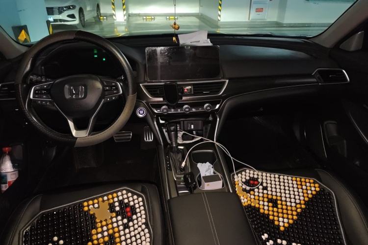 Used Honda Accord 2022 260TURBO Phantom Night · Prestige Edition Center Console