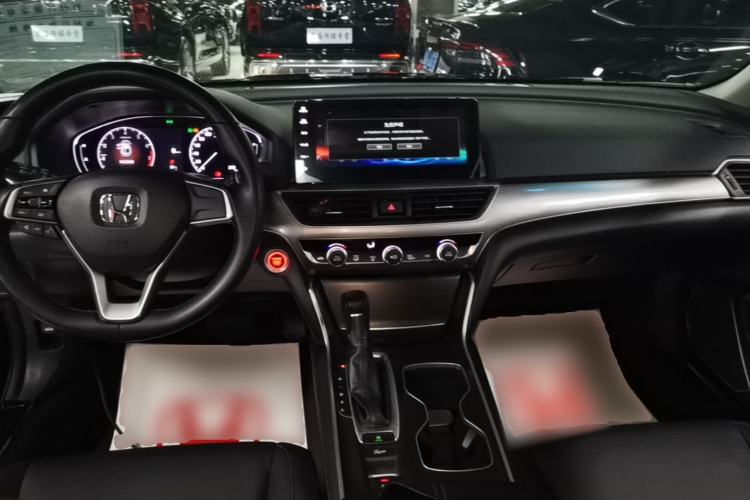 Used Honda Accord 2022 260TURBO Luxury Edition Center Console