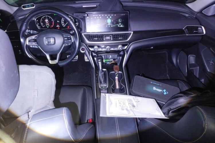 Used Honda Accord 2022 260TURBO Phantom Night · Prestige Edition Center Console