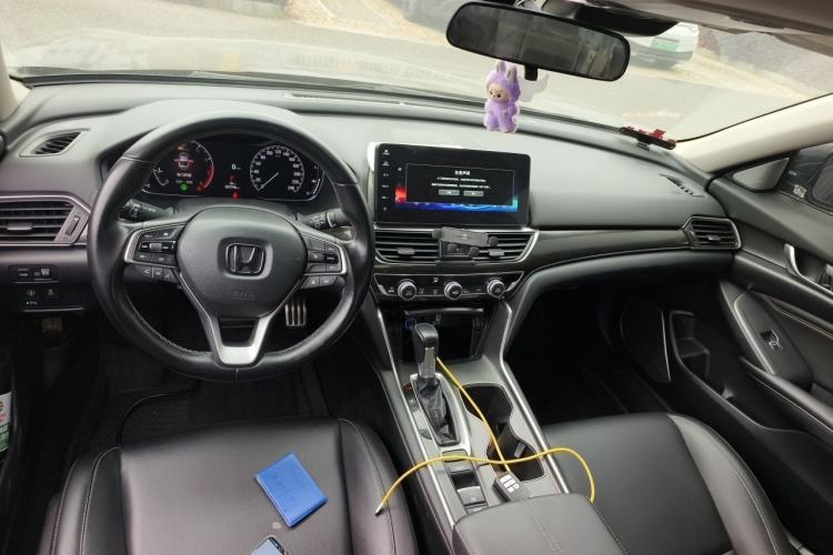 Used Honda Accord 2022 260TURBO Phantom Night · Prestige Edition Center Console