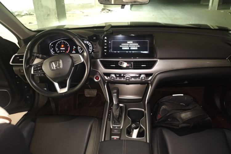Used Honda Accord 2022 260TURBO Luxury Edition Center Console