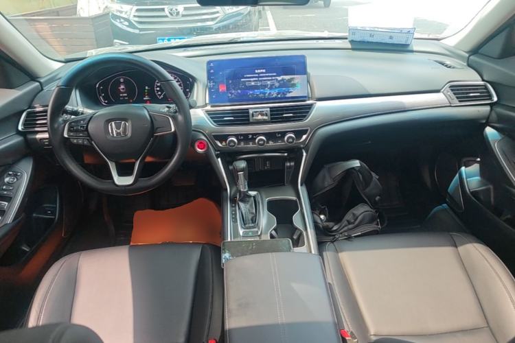 Used Honda Accord 2022 260TURBO Luxury Edition Center Console