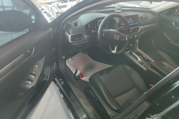 Used Honda Accord 2022 260TURBO Luxury Edition Driver Seat