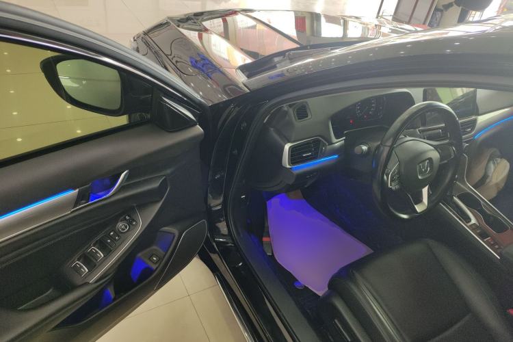 Used Honda Accord 2022 260TURBO Luxury Edition Driver Seat