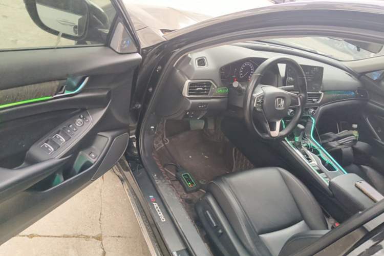 Used Honda Accord 2022 260TURBO Luxury Edition Driver Seat